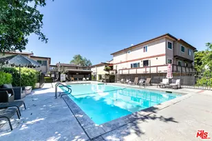 7320 Lennox Ave, Van Nuys, CA 91405 - Photo 23