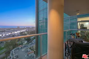 13700 Marina Pointe Dr, Marina del Rey, CA 90292 - Photo 31