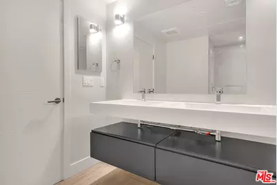 5014 Rosewood Ave #1/2, Los Angeles, CA 90004 - Photo 23