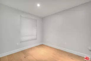 5014 Rosewood Ave #1/2, Los Angeles, CA 90004 - Photo 29