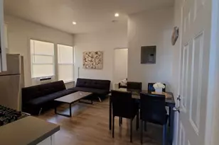 1978 Bonsallo Ave, Los Angeles, CA 90007 - Photo 17