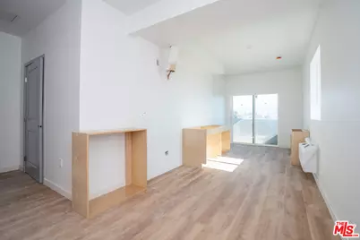 1432 E 25th St, Los Angeles, CA 90011 - Photo 15