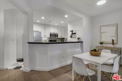 12963 Runway Rd #121, Playa Vista, CA 90094 - Photo 9