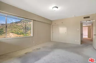 1682 Larco Way, Glendale, CA 91202 - Photo 29
