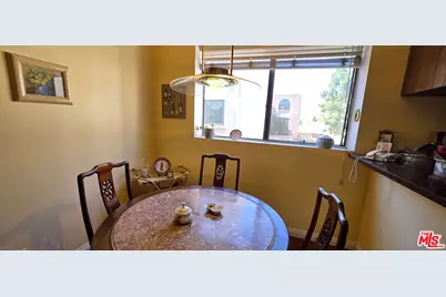 17707 Magnolia Blvd, Encino, CA 91316 - Photo 11