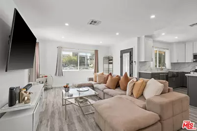 19007 Vanowen St, Reseda, CA 91335 - Photo 3