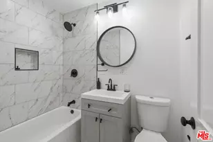 19007 Vanowen St, Reseda, CA 91335 - Photo 25