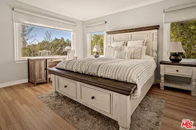 3835 Fairway Ave, Studio City, CA 91604 - Photo 13