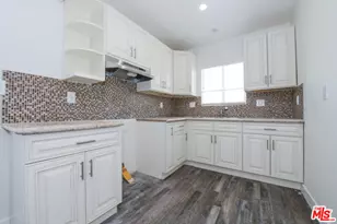 520 W 82nd St, Los Angeles, CA 90044 - Photo 13