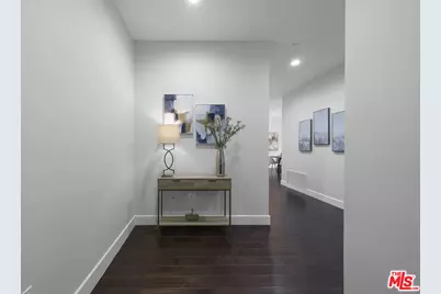 1318 Roxbury Dr #219, Los Angeles, CA 90035 - Photo 27