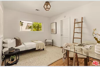 7805 Denrock Ave, Los Angeles, CA 90045 - Photo 19