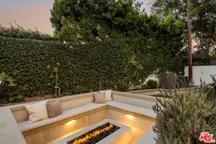 8109 McConnell Ave, Los Angeles, CA 90045 - Photo 35