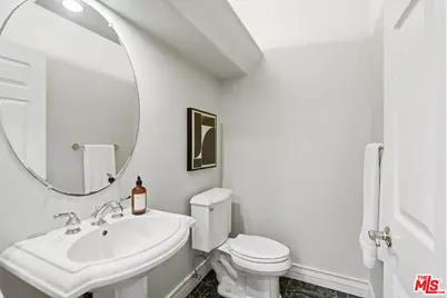 1712 S Barrington Ave #5, Los Angeles, CA 90025 - Photo 13