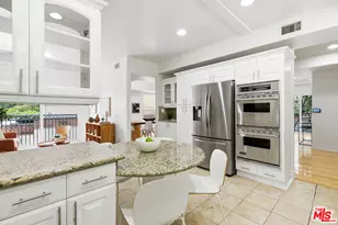 1712 S Barrington Ave, Los Angeles, CA 90025 - Photo 9