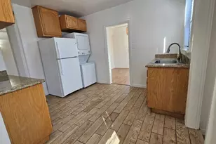 6141 Hazeltine Ave, Van Nuys, CA 91401 - Photo 11