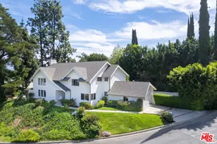 3592 Alana Dr, Sherman Oaks, CA 91403 - Photo 1