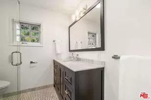9023 Alto Cedro Dr, Beverly Hills, CA 90210 - Photo 35