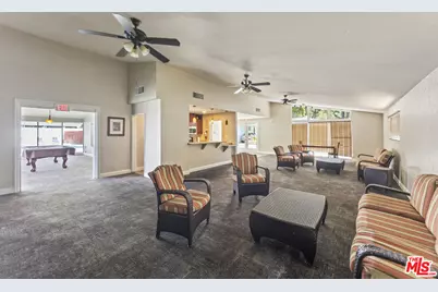 6545 Wilbur Ave #18, Reseda, CA 91335 - Photo 15