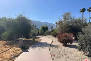 2001 E Camino Parocela, Palm Springs, CA 92264 - Photo 23