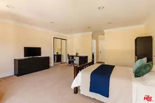 17236 Weddington St, Encino, CA 91316 - Photo 33