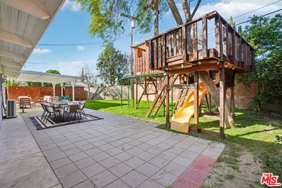 17845 Stagg St, Reseda, CA 91335 - Photo 17