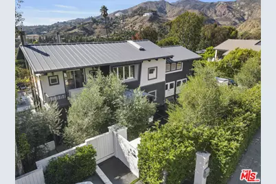 3631 Serra Rd, Malibu, CA 90265 - Photo 7