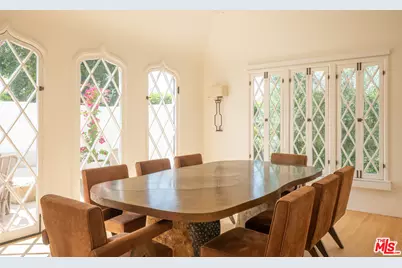 330 N Arden Blvd, Los Angeles, CA 90004 - Photo 7