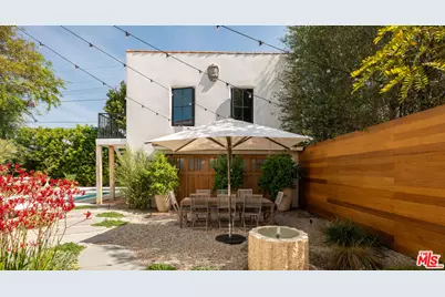 330 N Arden Blvd, Los Angeles, CA 90004 - Photo 19