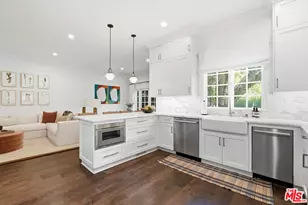 154 S Anita Ave, Los Angeles, CA 90049 - Photo 23