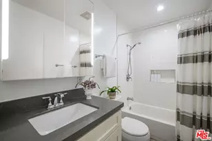 4925 Indian Wood Rd, Culver City, CA 90230 - Photo 11