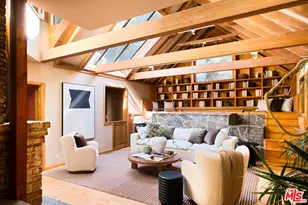 2030 Benedict Canyon Drive, Beverly Hills, CA 90210 - Photo 5