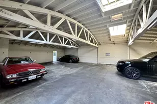 100 N Sycamore Ave, Los Angeles, CA 90036 - Photo 5