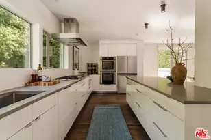 2300 Canyon Dr, Los Angeles, CA 90068 - Photo 5