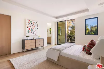 9951 Liebe Dr, Beverly Hills, CA 90210 - Photo 25