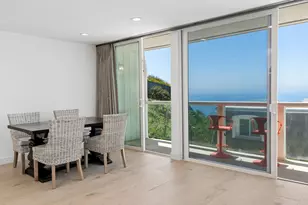 11964 Whalers Ln, Malibu, CA 90265 - Photo 17