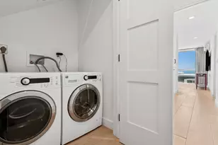 11964 Whalers Ln, Malibu, CA 90265 - Photo 23