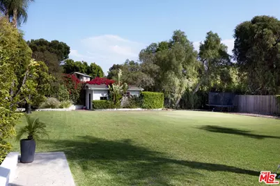 29328 Heathercliff Rd, Malibu, CA 90265 - Photo 43