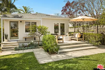 2477 Walnut Ave, Venice, CA 90291 - Photo 3