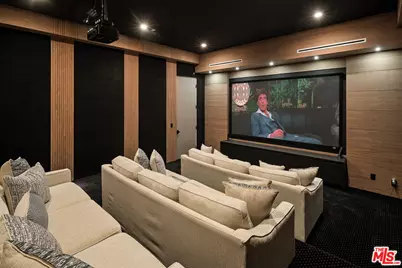 4125 Royal Crest Pl, Encino, CA 91436 - Photo 13