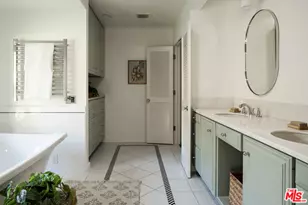 10225 Valley Spring Ln, Toluca Lake, CA 91602 - Photo 19