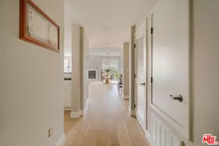 10648 Woodbridge St, Toluca Lake, CA 91602 - Photo 3