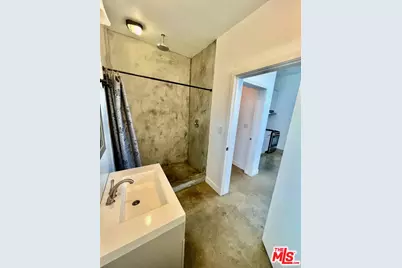 2513 Lincoln Blvd, Venice, CA 90291 - Photo 37