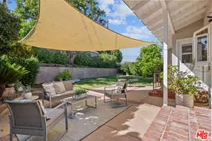 6131 Lockhurst Dr, Woodland Hills, CA 91367 - Photo 19