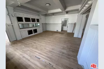 2320 W 25th St, Los Angeles, CA 90018 - Photo 15