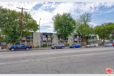 8649 Sunland Blvd #21, Los Angeles, CA 91352 - Photo 7