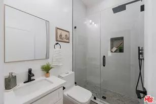 2126 W 238th St, Torrance, CA 90501 - Photo 25