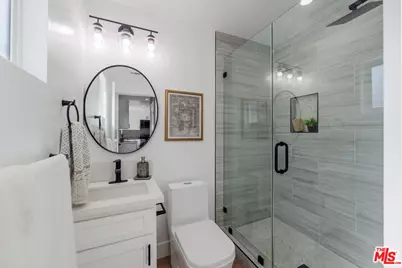 2126 W 238th St, Torrance, CA 90501 - Photo 21
