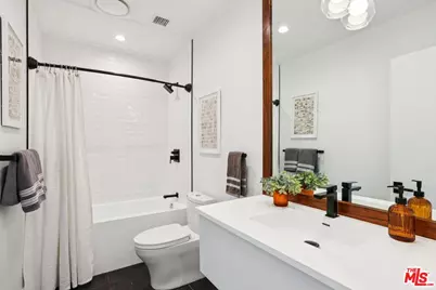 3223 Rowena Ave, Los Angeles, CA 90027 - Photo 23