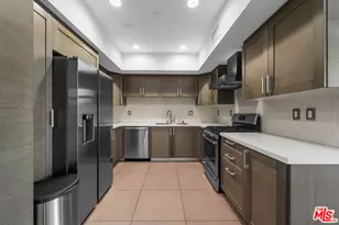 7133 Hawthorn Ave, Los Angeles, CA 90046 - Photo 7