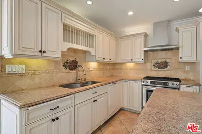 6521 Wystone Ave #1, Reseda, CA 91335 - Photo 9